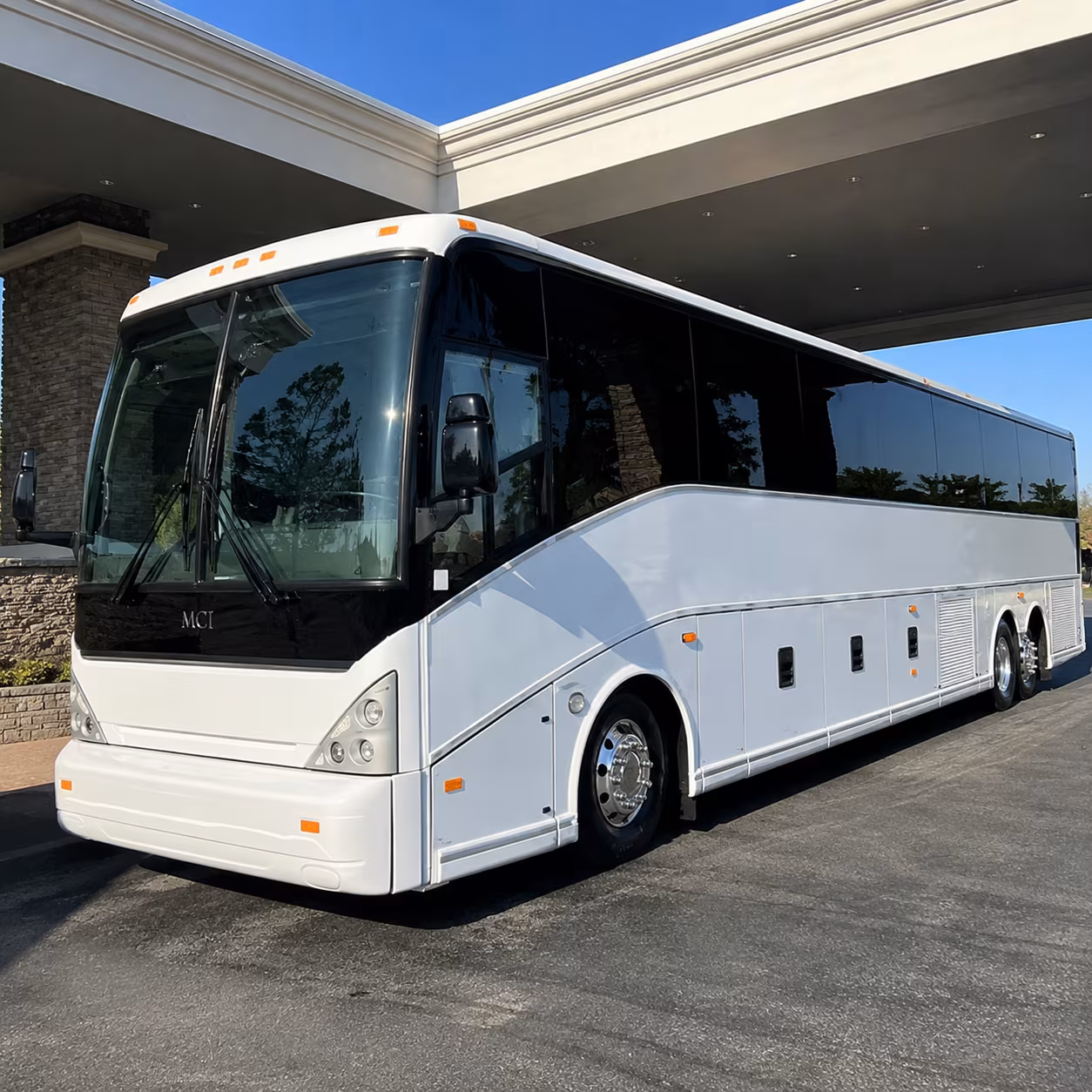 boston logan international airport bos charter bus transfers from manchester