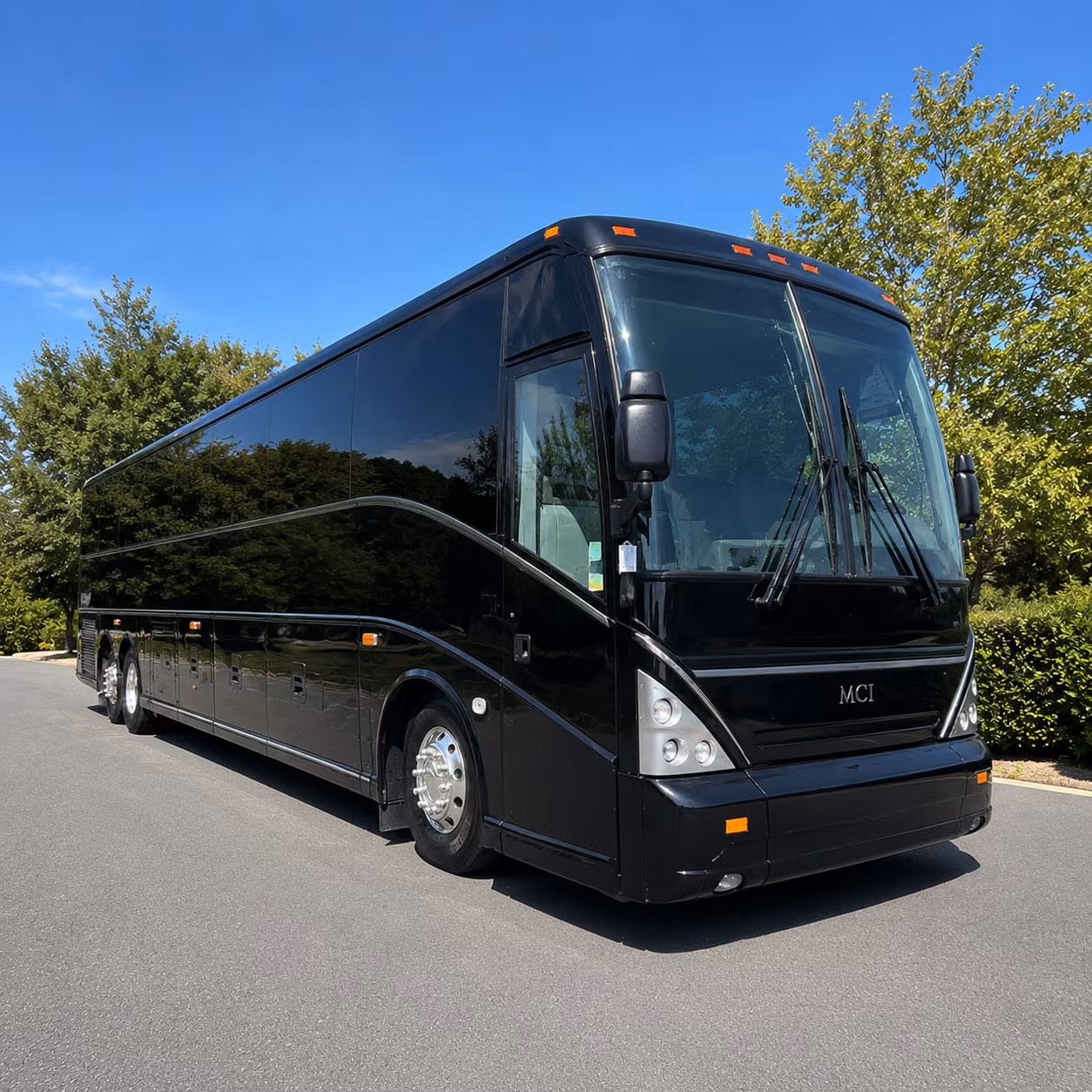 hotel to venue guest shuttles that keep your wedding timeline on track